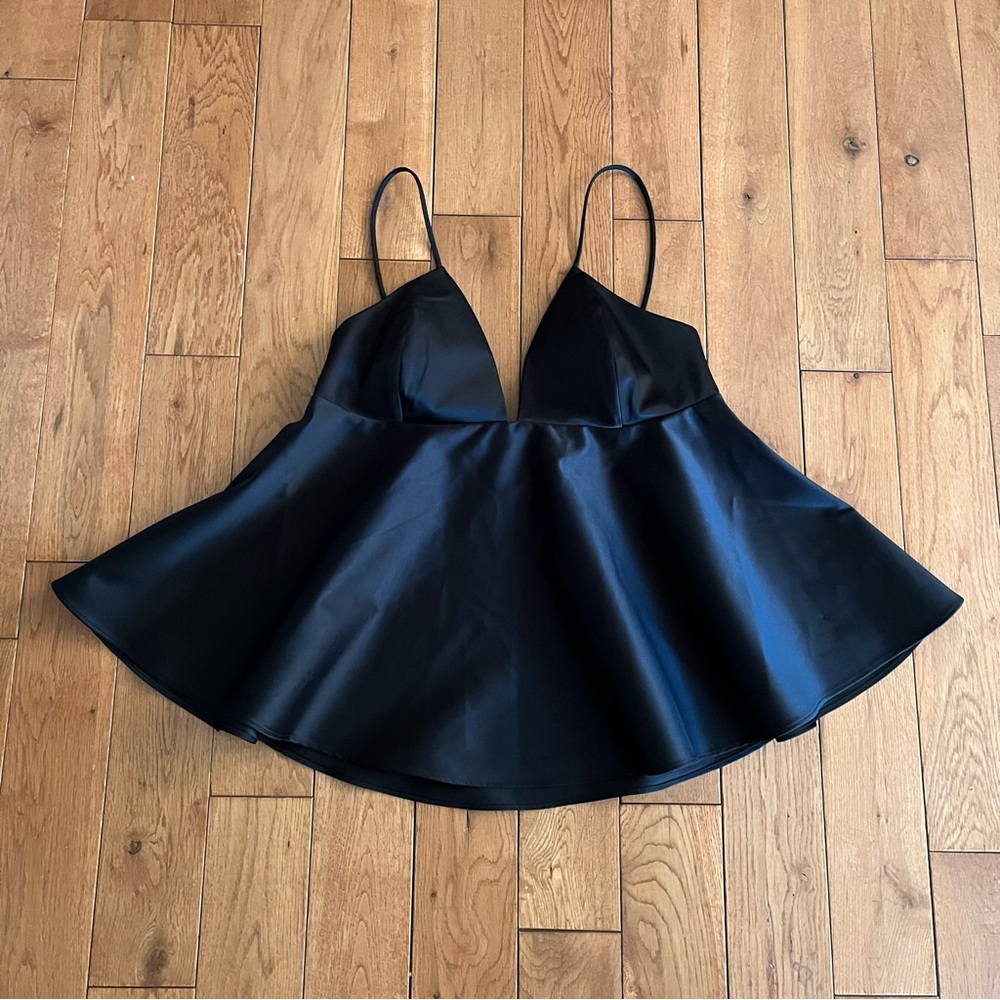 H&M Satin Top - Size Medium - Picture 2 of 6